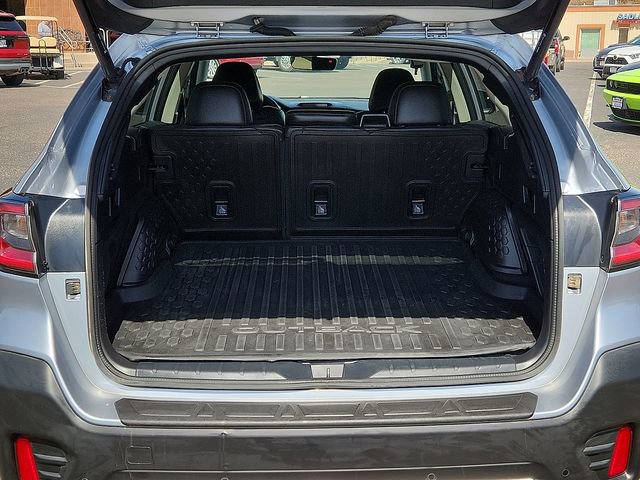 Certified 2022 Subaru Outback Limited w/ Popular Package #2 image 9