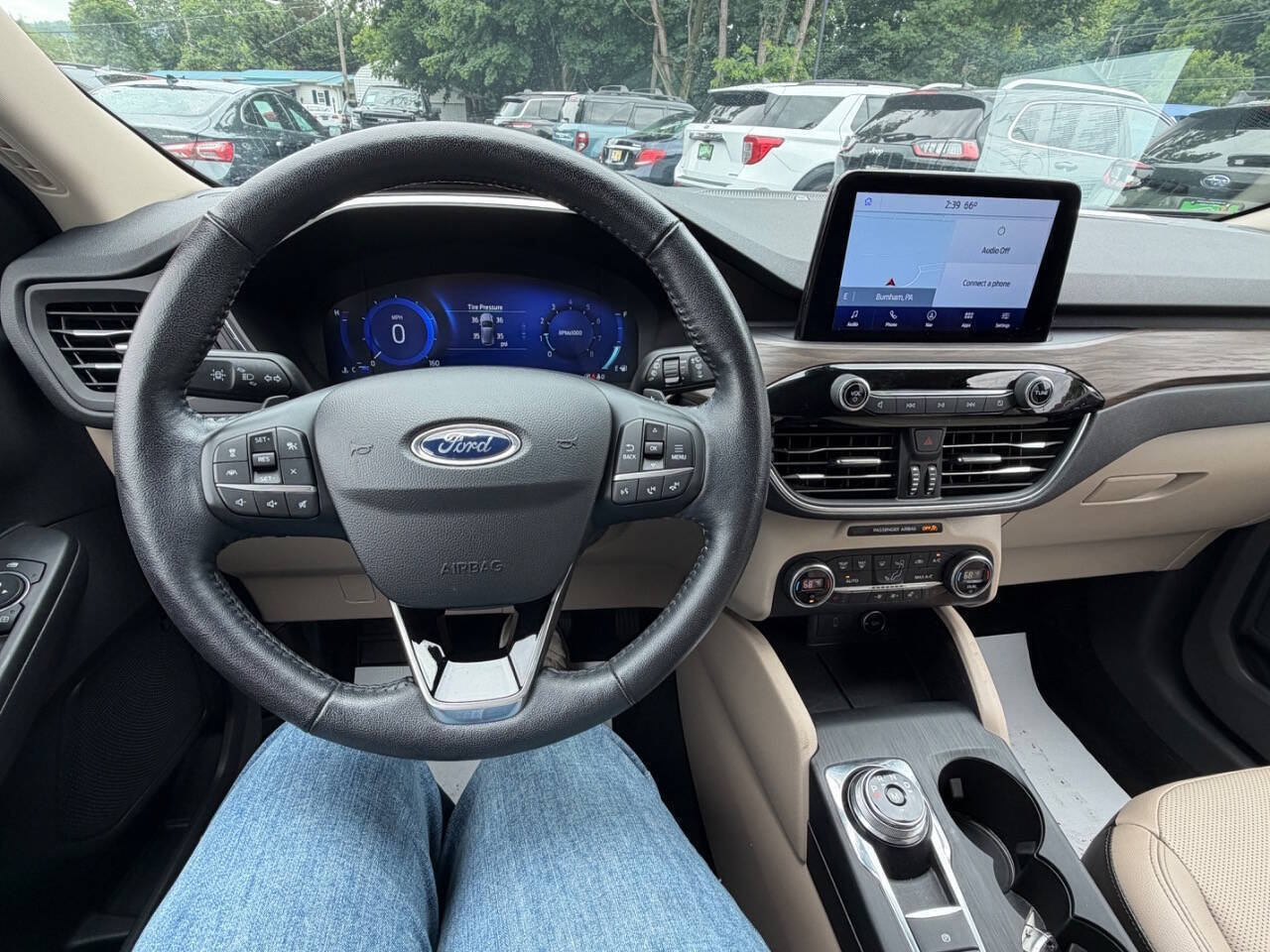 Used 2020 Ford Escape Titanium AWD/4WD image 14
