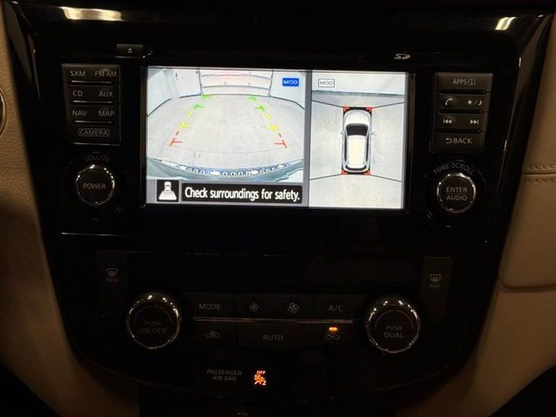 Used 2017 Nissan Rogue SL w/ SL Premium Package image 28