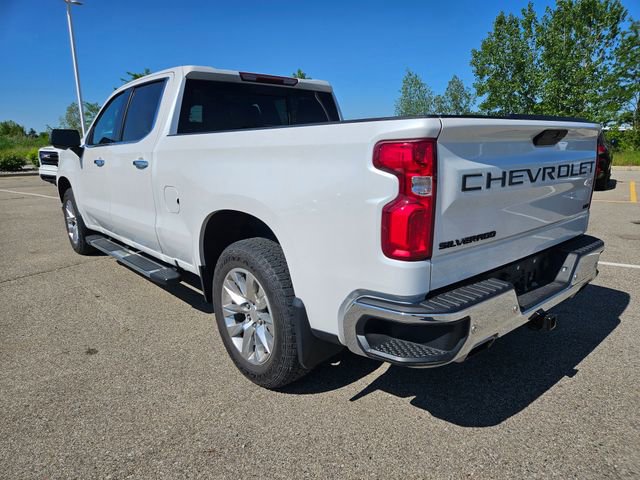 Used 2022 Chevrolet Silverado 1500 LTZ w/ LTZ Premium Package AWD/4WD image 5
