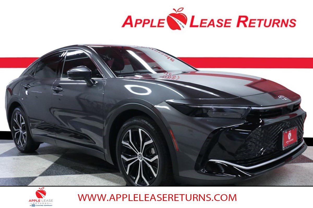 Used 2023 Toyota Crown XLE