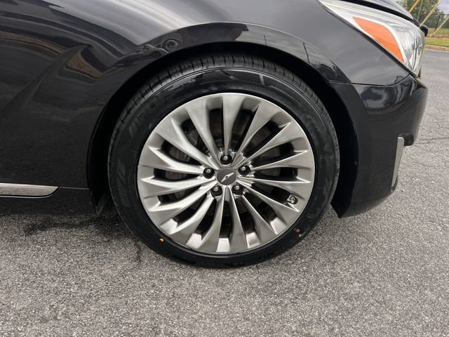 Used 2018 Genesis G90 5.0 Ultimate AWD/4WD image 40