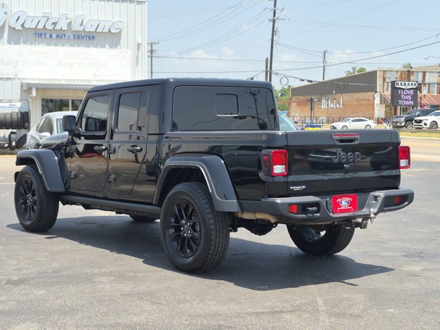 Used 2025 Jeep Gladiator Sport AWD/4WD image 4