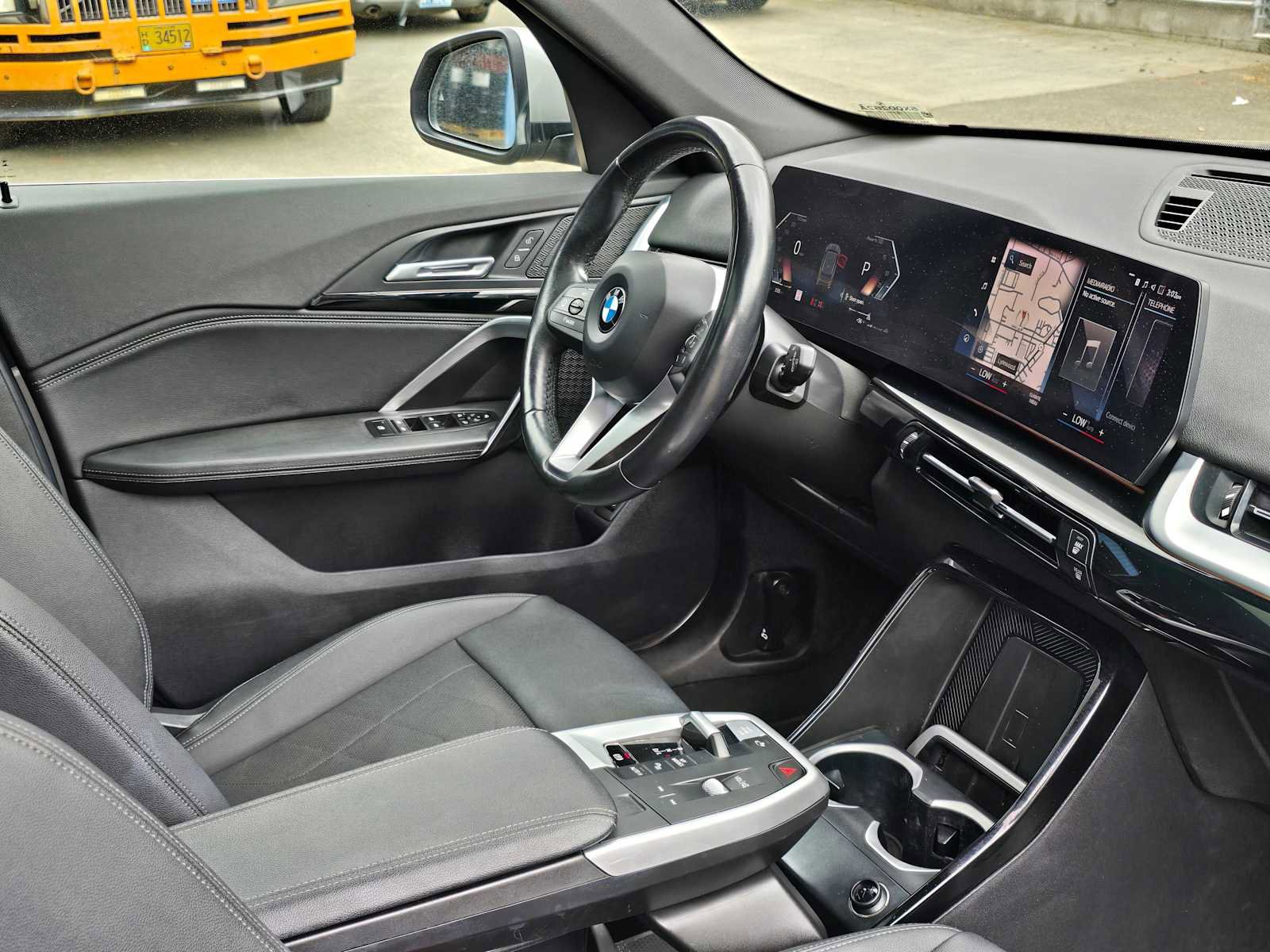 Used 2023 BMW X1 xDrive28i AWD/4WD image 10
