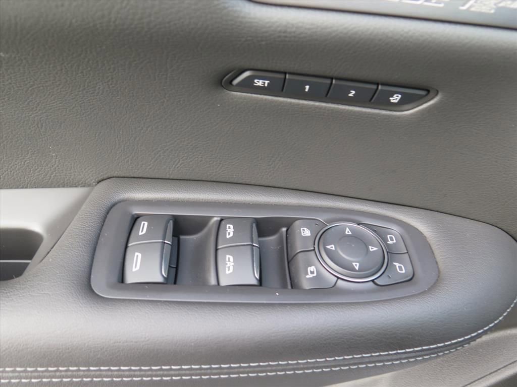 Used 2024 Cadillac XT6 Premium Luxury w/ Technology Package image 10