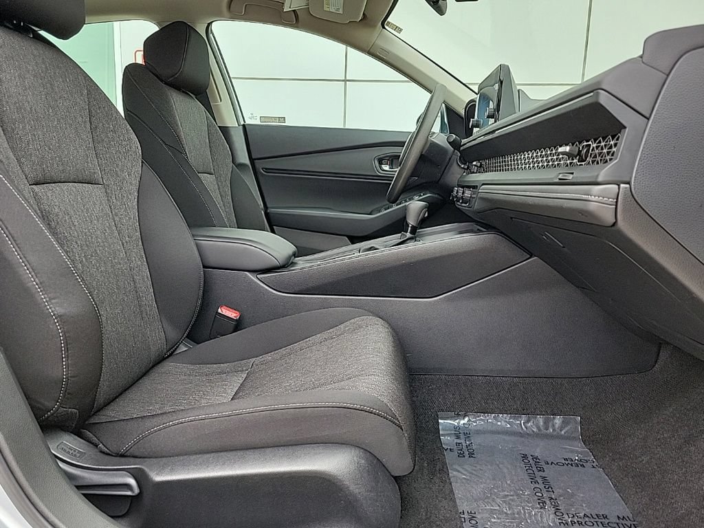 Used 2024 Honda Accord EX image 15