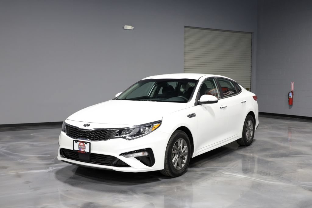 Used 2020 Kia Optima LX FWD image 3