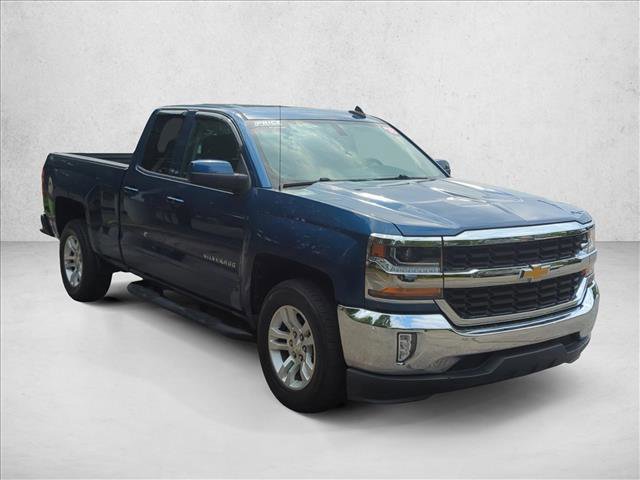 Used 2018 Chevrolet Silverado 1500 LT w/ All Star Edition RWD image 3
