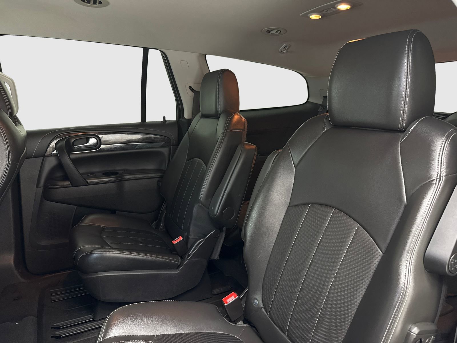 Used 2017 Buick Enclave Premium image 39