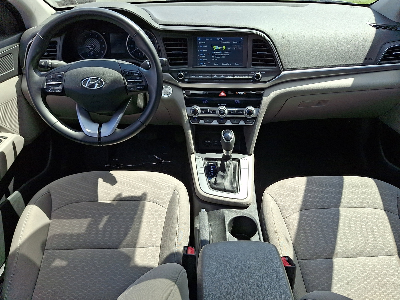 Used 2020 Hyundai Elantra Value Edition w/ Cargo Package (C1) FWD image 15
