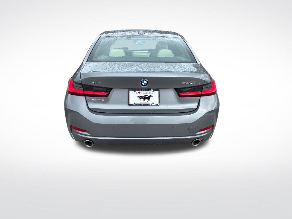 New 2026 BMW 330i xDrive Sedan w/ Premium Package AWD/4WD image 4