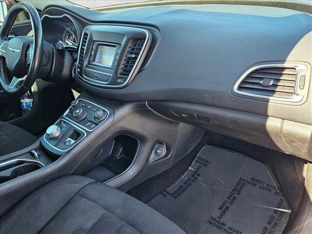 Used 2015 Chrysler 200 Limited w/ Convenience Group FWD image 19