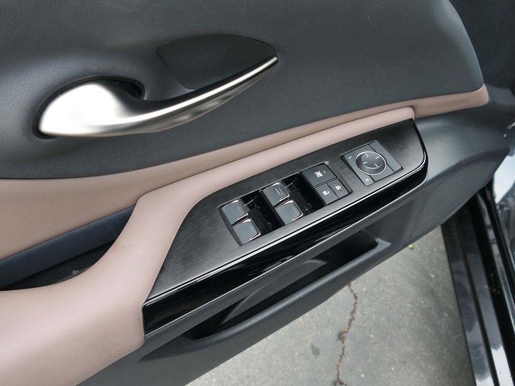 Used 2025 Lexus ES 350 350 image 14