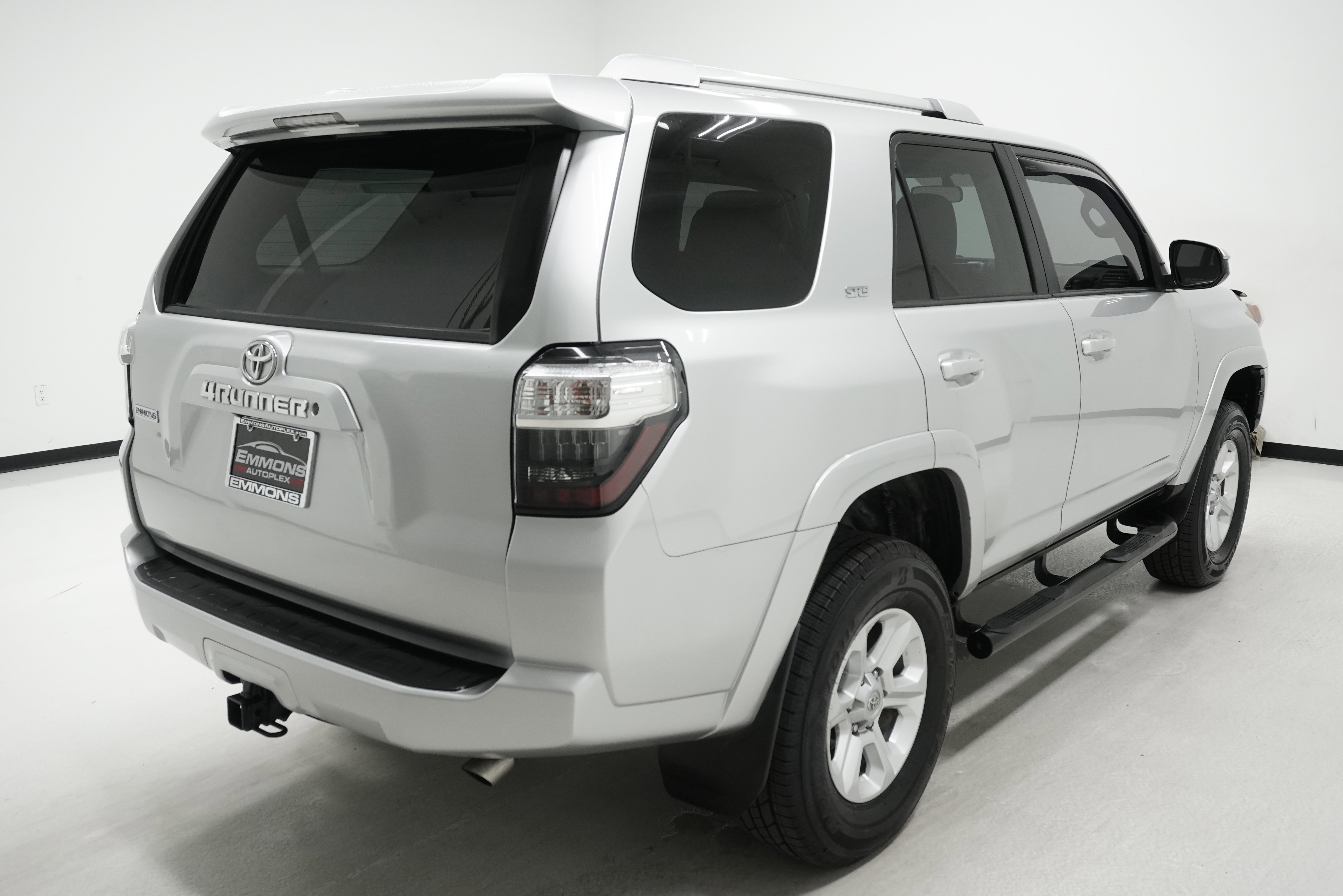 Used 2014 Toyota 4Runner SR5 RWD image 4