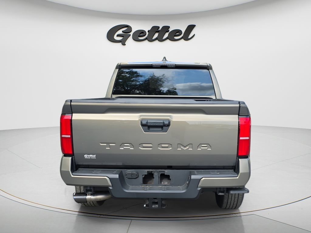 Used 2025 Toyota Tacoma TRD Sport image 5
