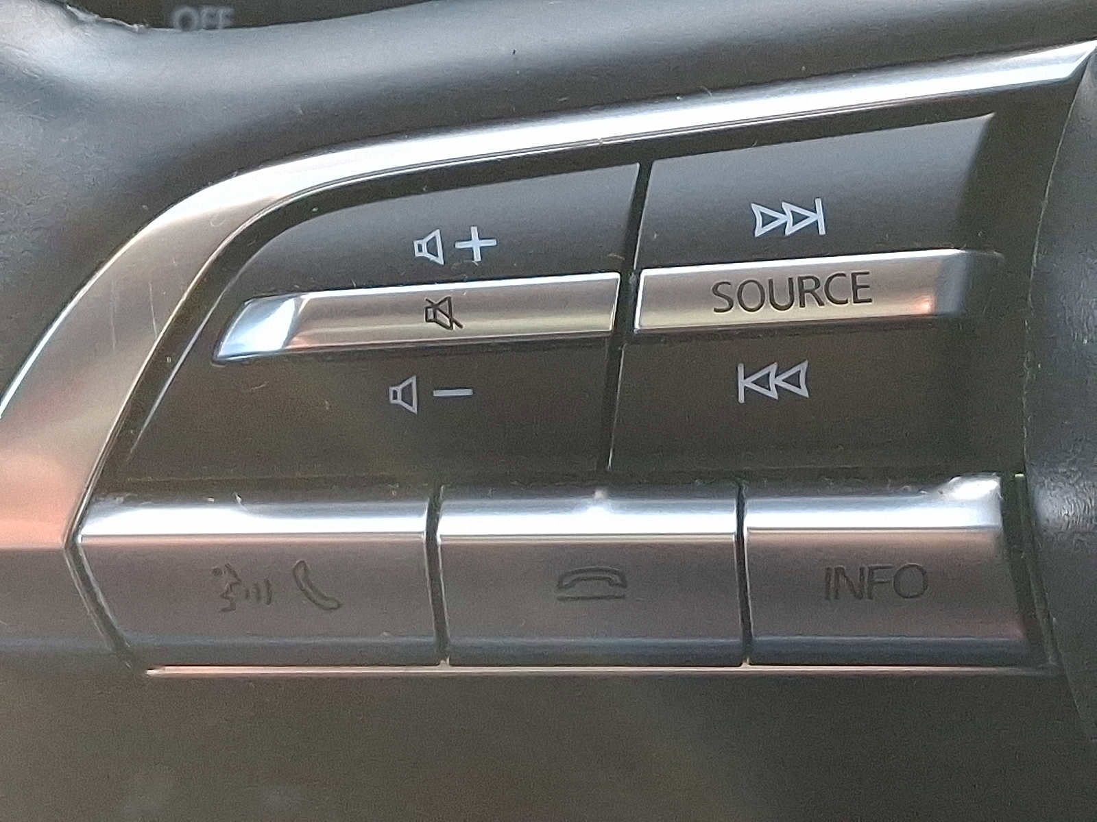 Used 2021 MAZDA CX-30 AWD 2.5 S w/ Premium Package image 23