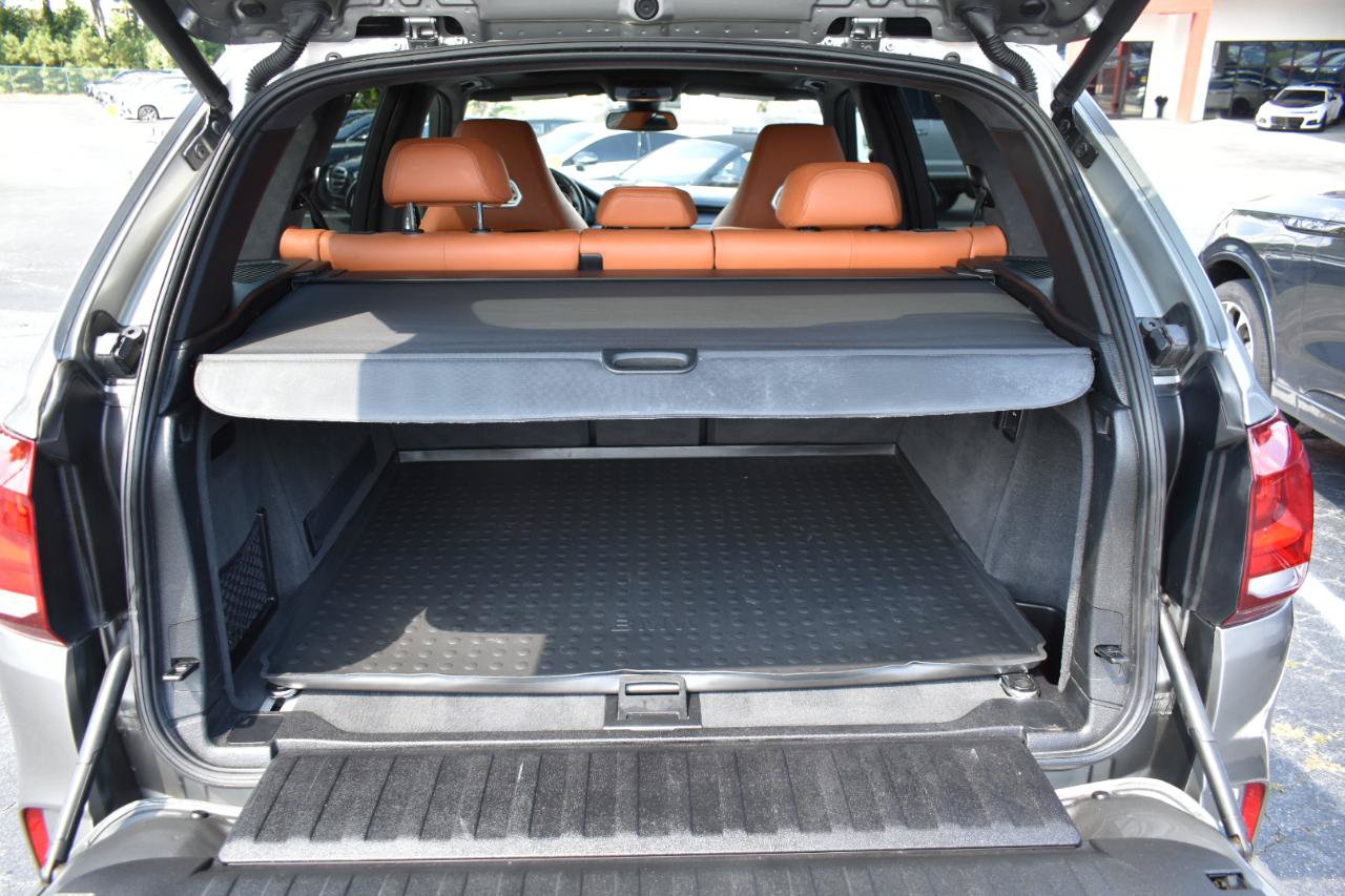 Used 2017 BMW X5 M AWD/4WD image 48