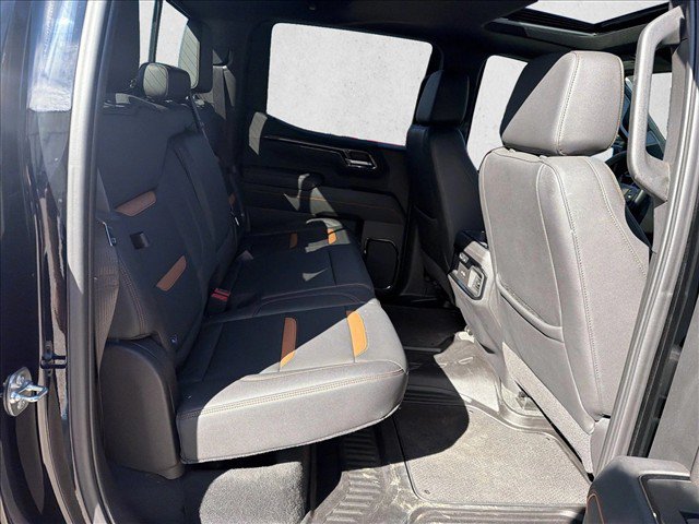 Used 2025 GMC Sierra 1500 AT4 w/ AT4 Premium Package AWD/4WD image 24