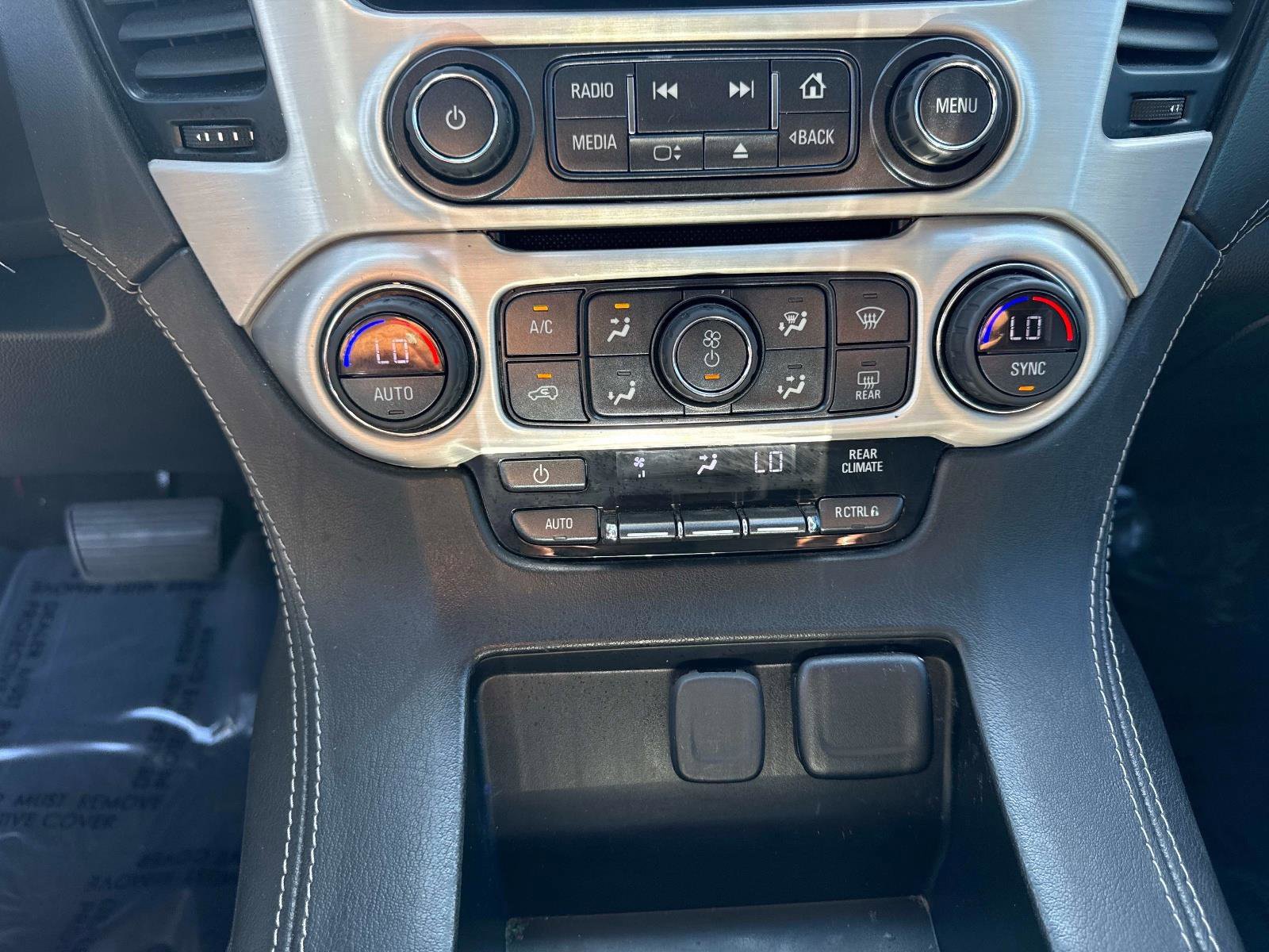 Used 2018 GMC Yukon SLE w/ Convenience Package image 29