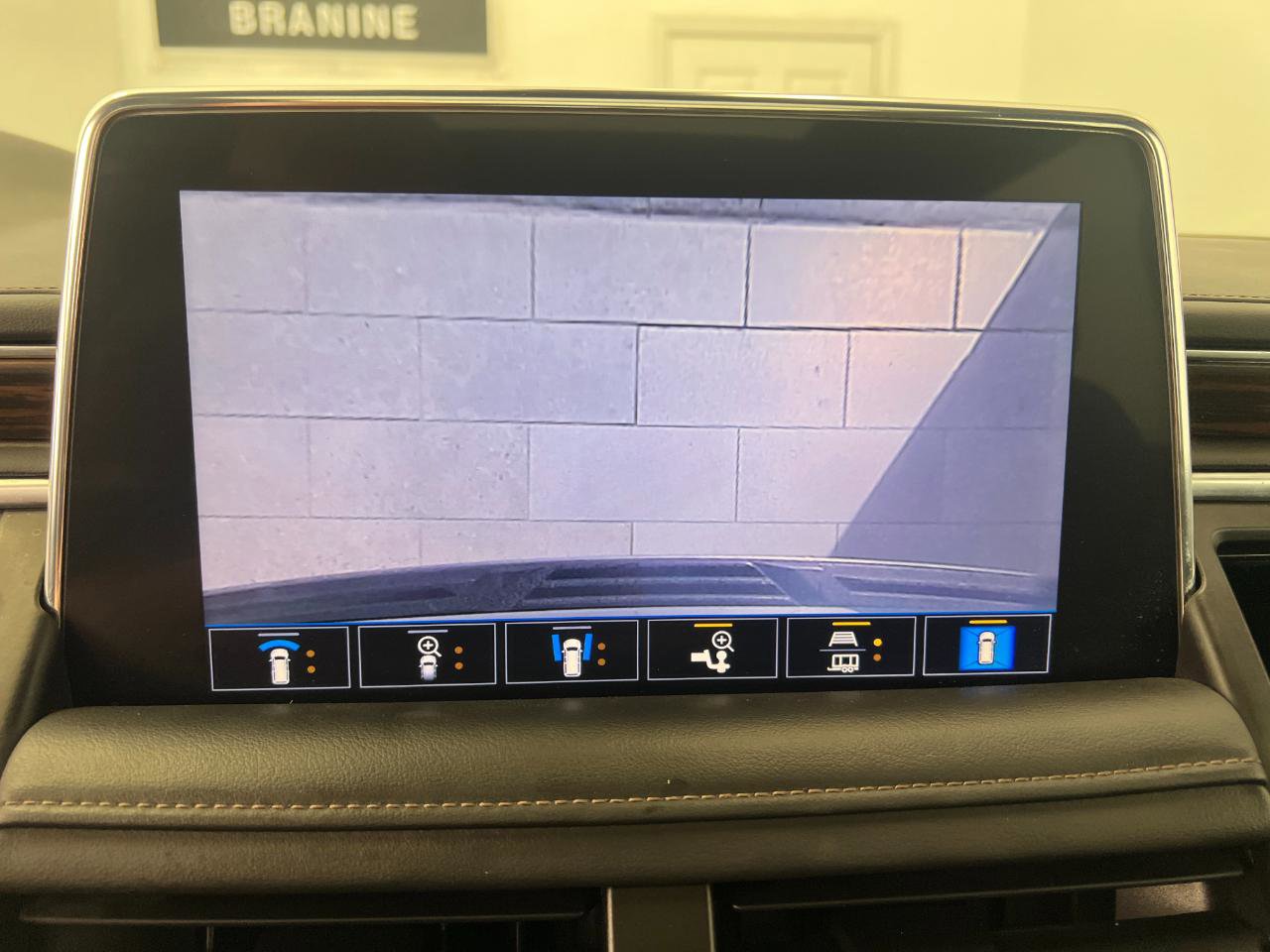 Used 2021 Chevrolet Tahoe High Country w/ Premium Package image 64