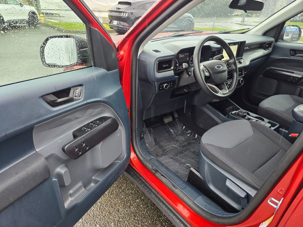 Used 2024 Ford Maverick XL image 19