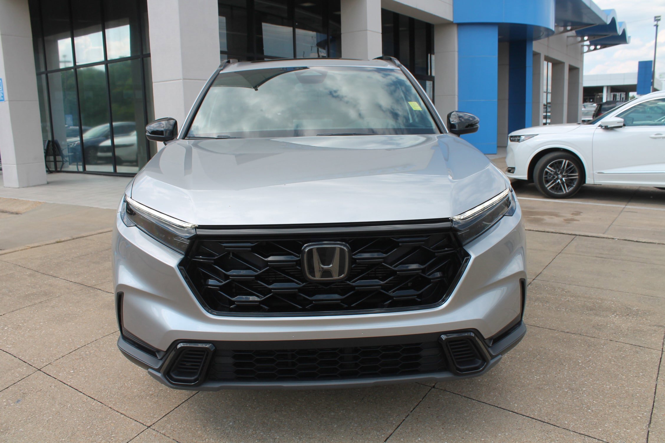 Used 2023 Honda CR-V Sport image 2
