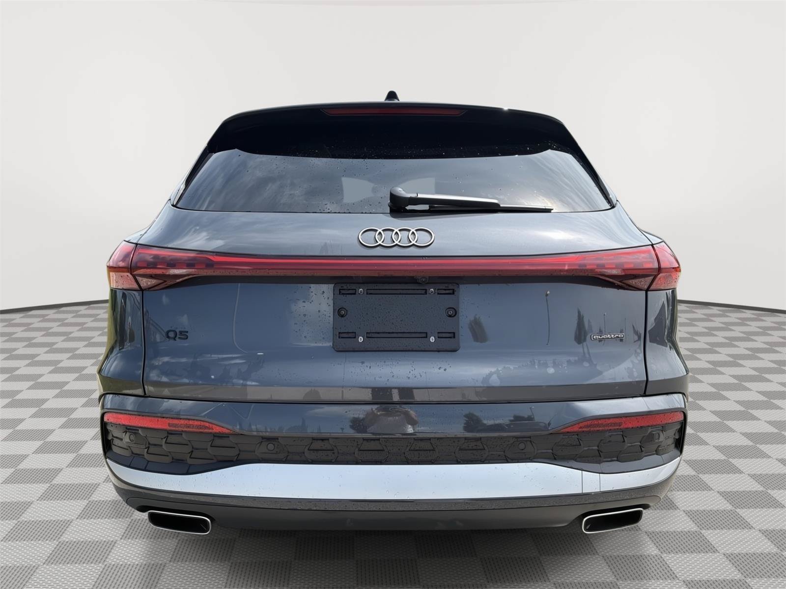Used 2025 Audi Q5 Premium w/ Convenience Package AWD/4WD image 4
