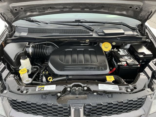 Used 2019 Dodge Grand Caravan GT w/ Safety Sphere Group FWD image 18