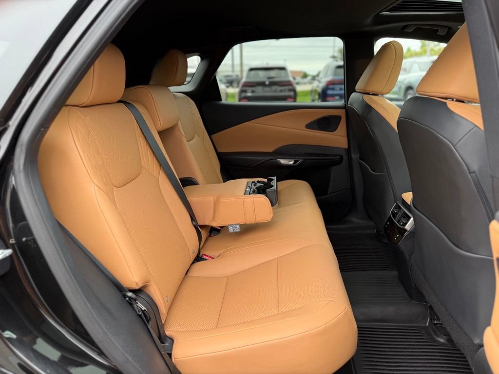 Used 2025 Lexus RX 350 AWD image 19