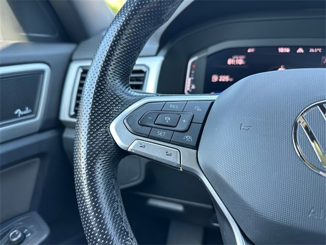 Used 2021 Volkswagen Atlas Cross Sport SEL Premium image 23