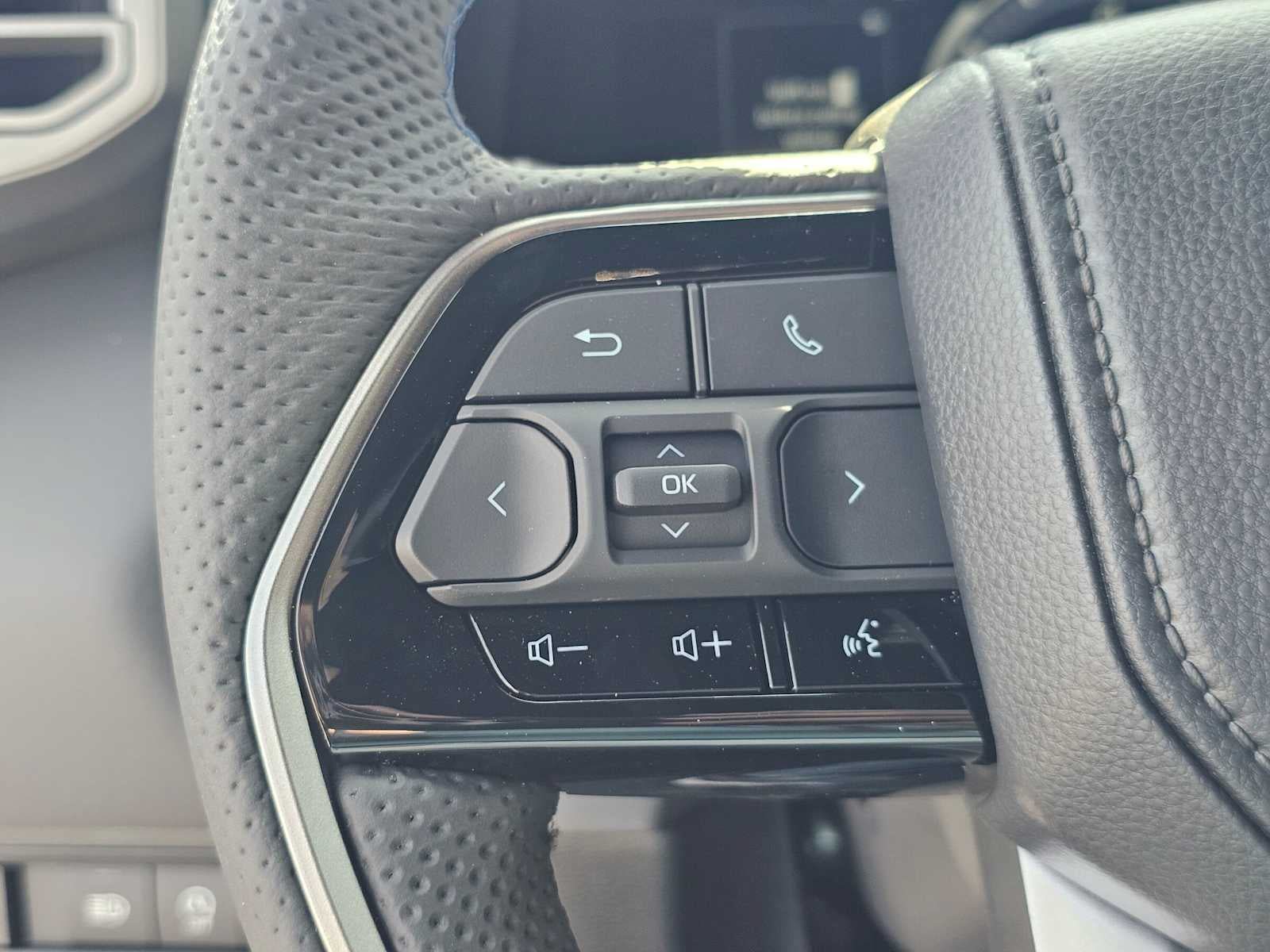 New 2026 Toyota Tundra Platinum AWD/4WD image 27
