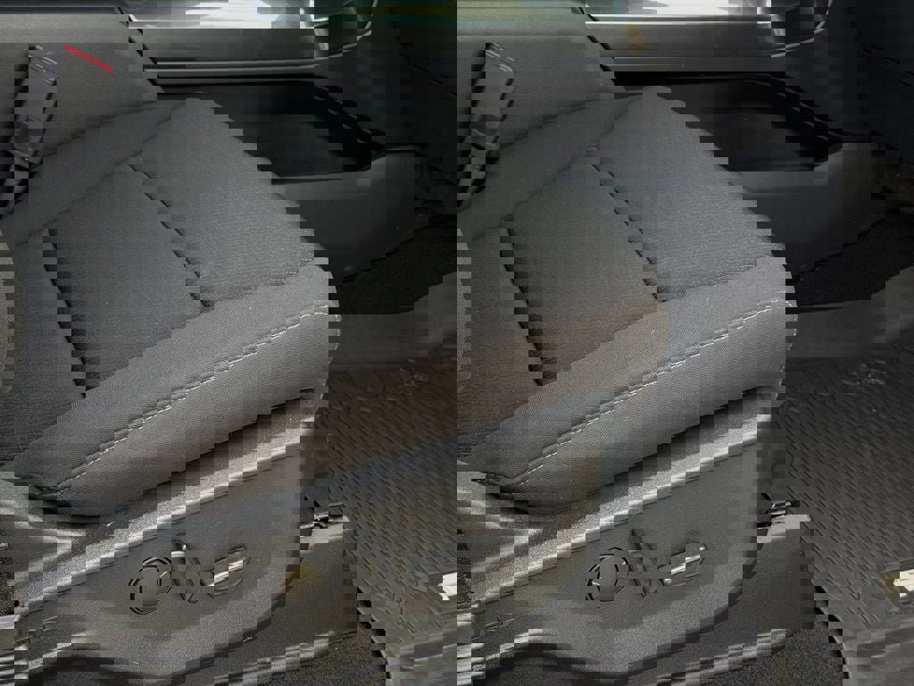 Certified 2023 Ford F150 XLT w/ Equipment Group 302A High image 15