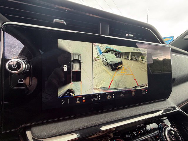 Used 2024 GMC Sierra 2500 AT4 AWD/4WD image 23