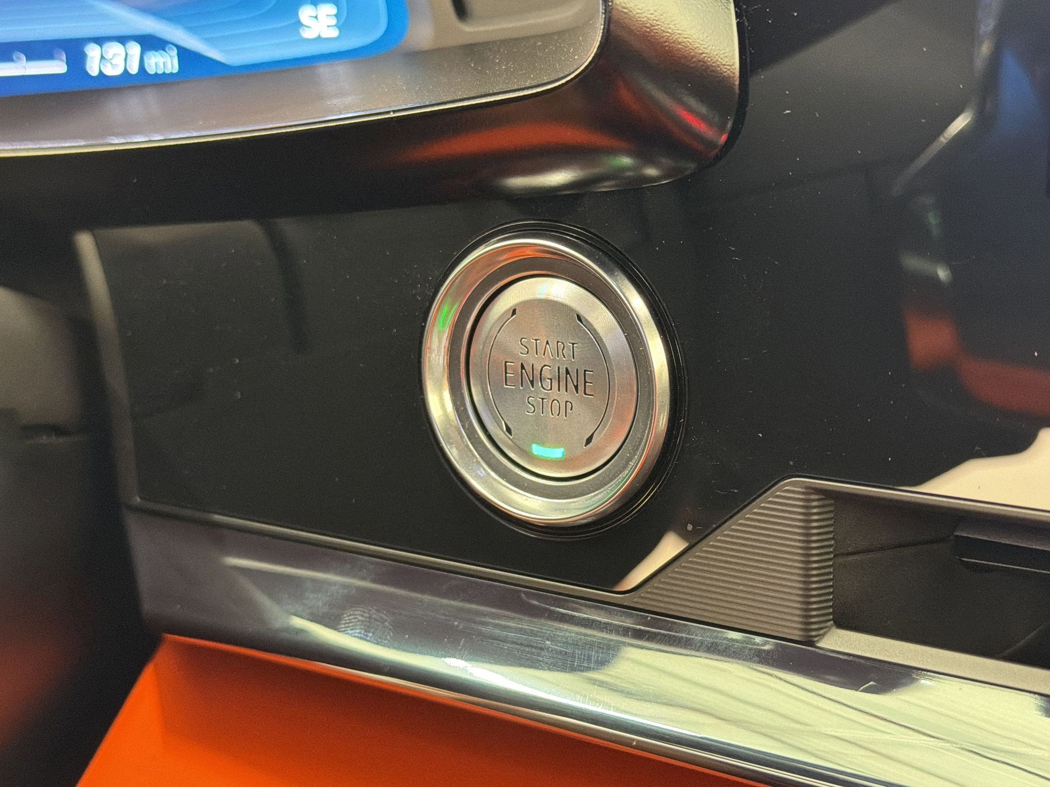 Used 2025 Chevrolet Corvette Stingray Premium Conv w/ Stealth Interior Trim Package RWD image 25