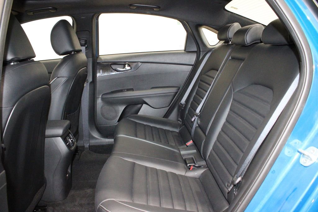 Used 2022 Kia Forte GT-Line w/ GT-Line Premium Package image 10