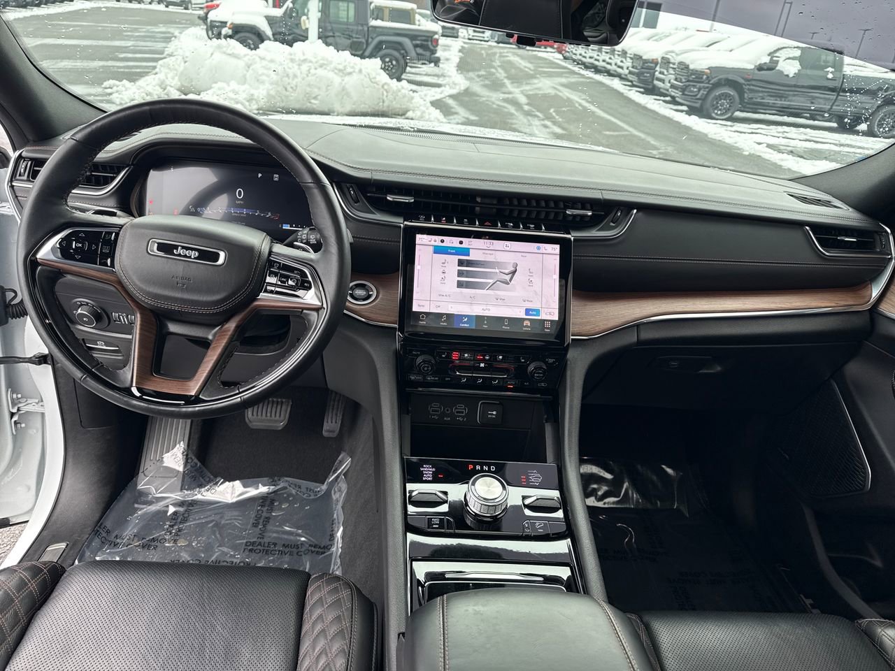 Used 2023 Jeep Grand Cherokee L Summit w/ Advanced Protech Group IV image 17