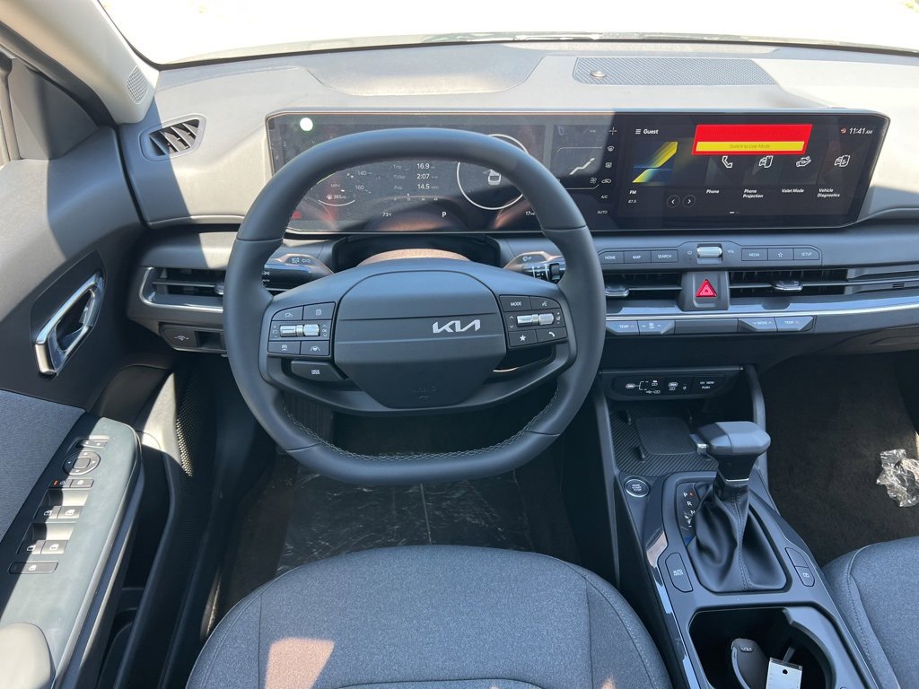New 2025 Kia K4 EX image 10
