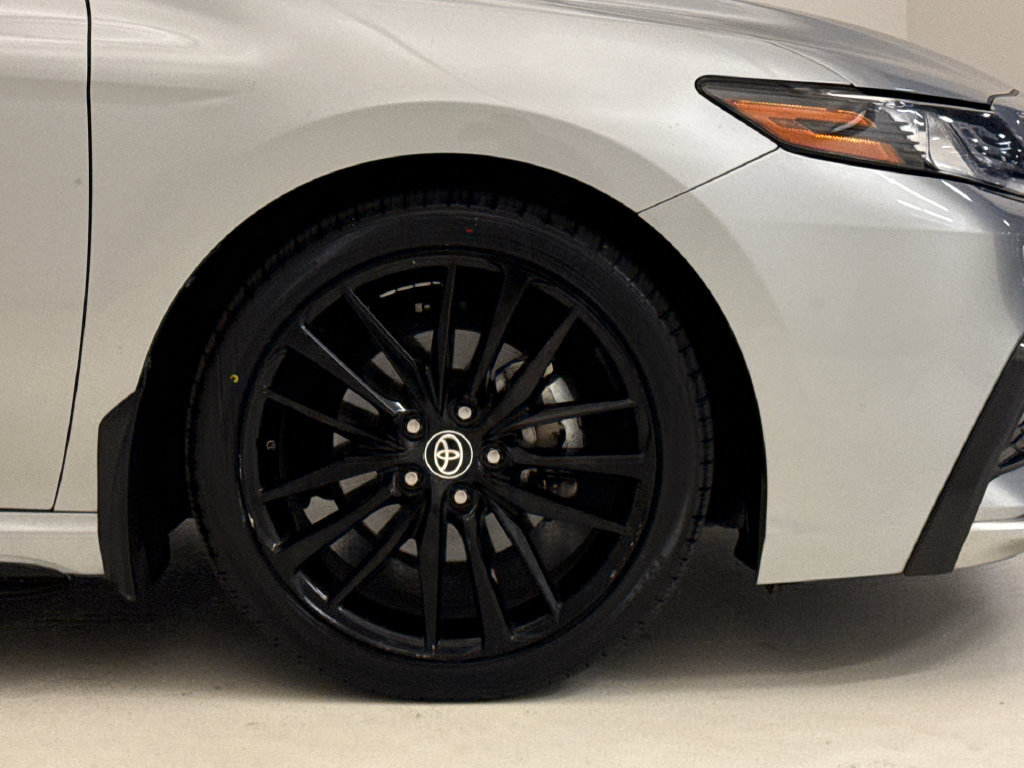 Used 2023 Toyota Camry XSE w/ Navigation Package FWD image 6