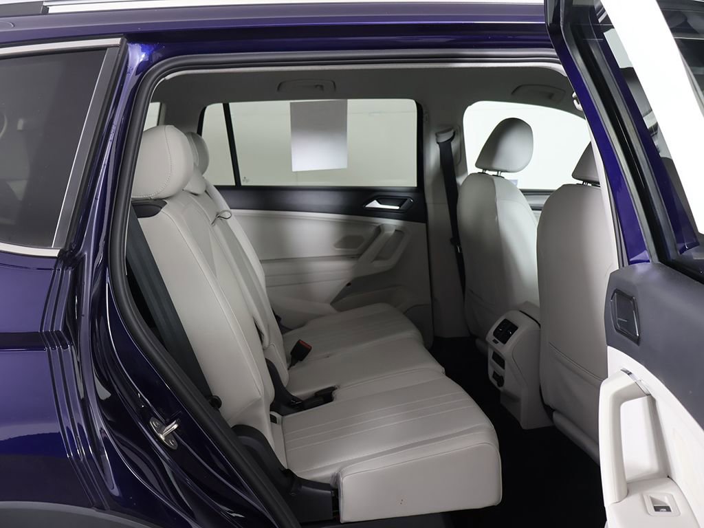 Used 2023 Volkswagen Tiguan SE image 31
