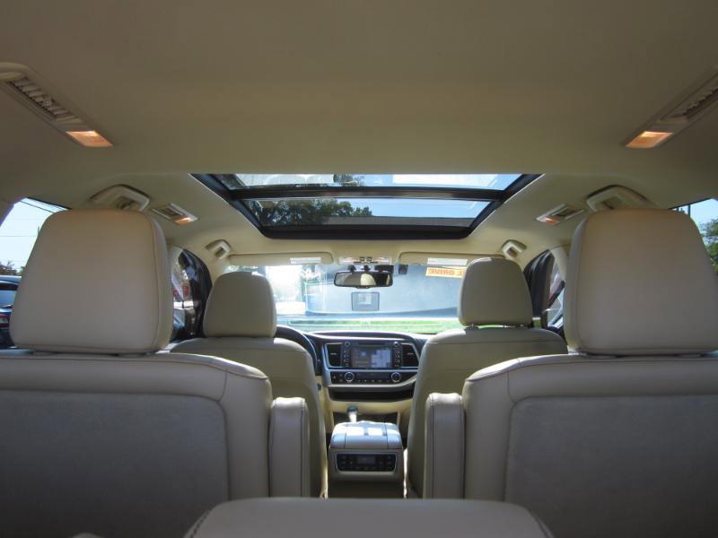 Used 2016 Toyota Highlander Limited Platinum image 66