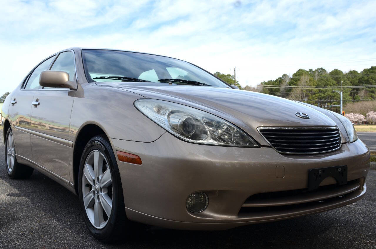 Used 2005 Lexus ES 330 Base 4dr Sedan image 3