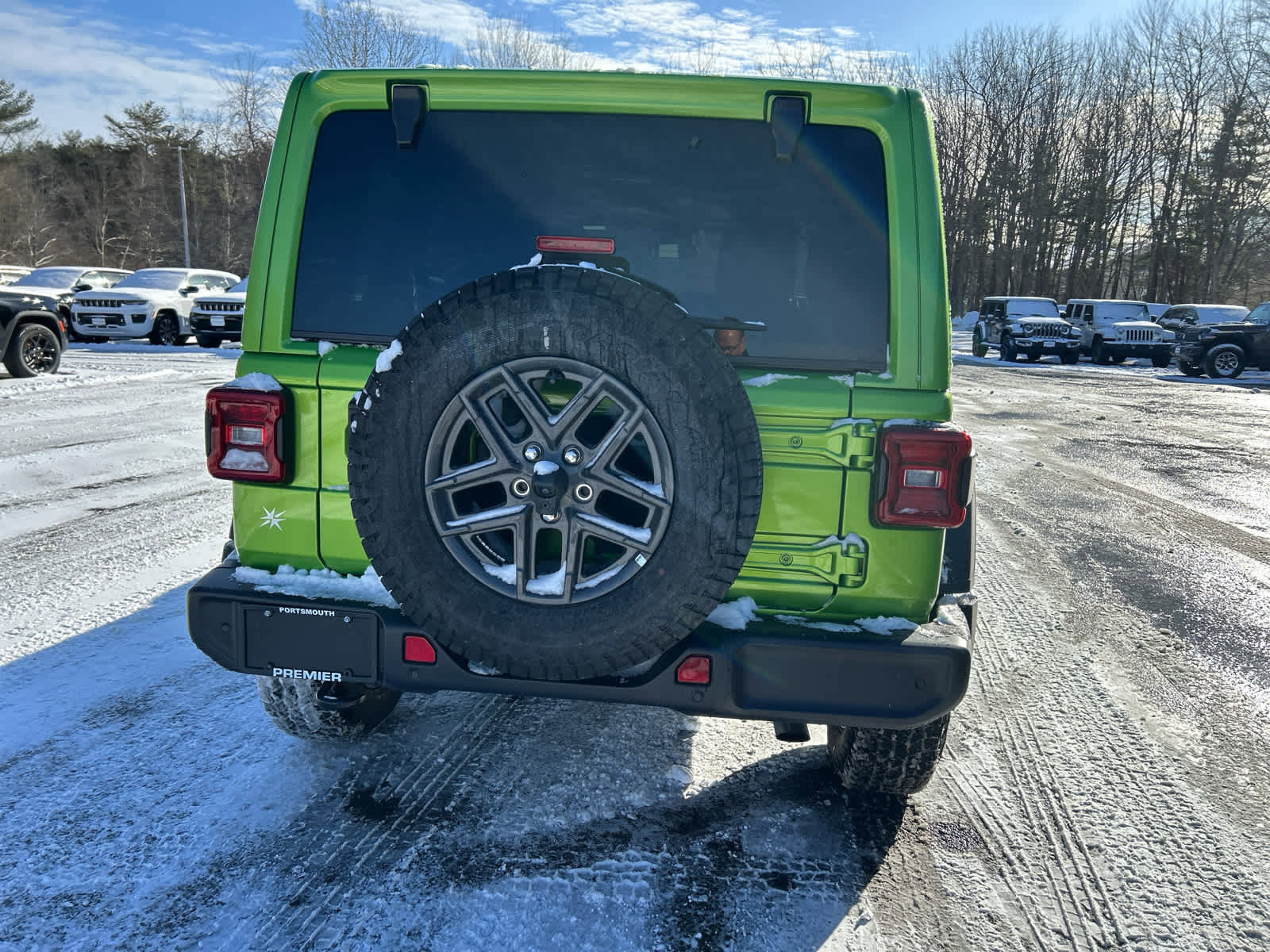 Used 2025 Jeep Wrangler Sport S image 12