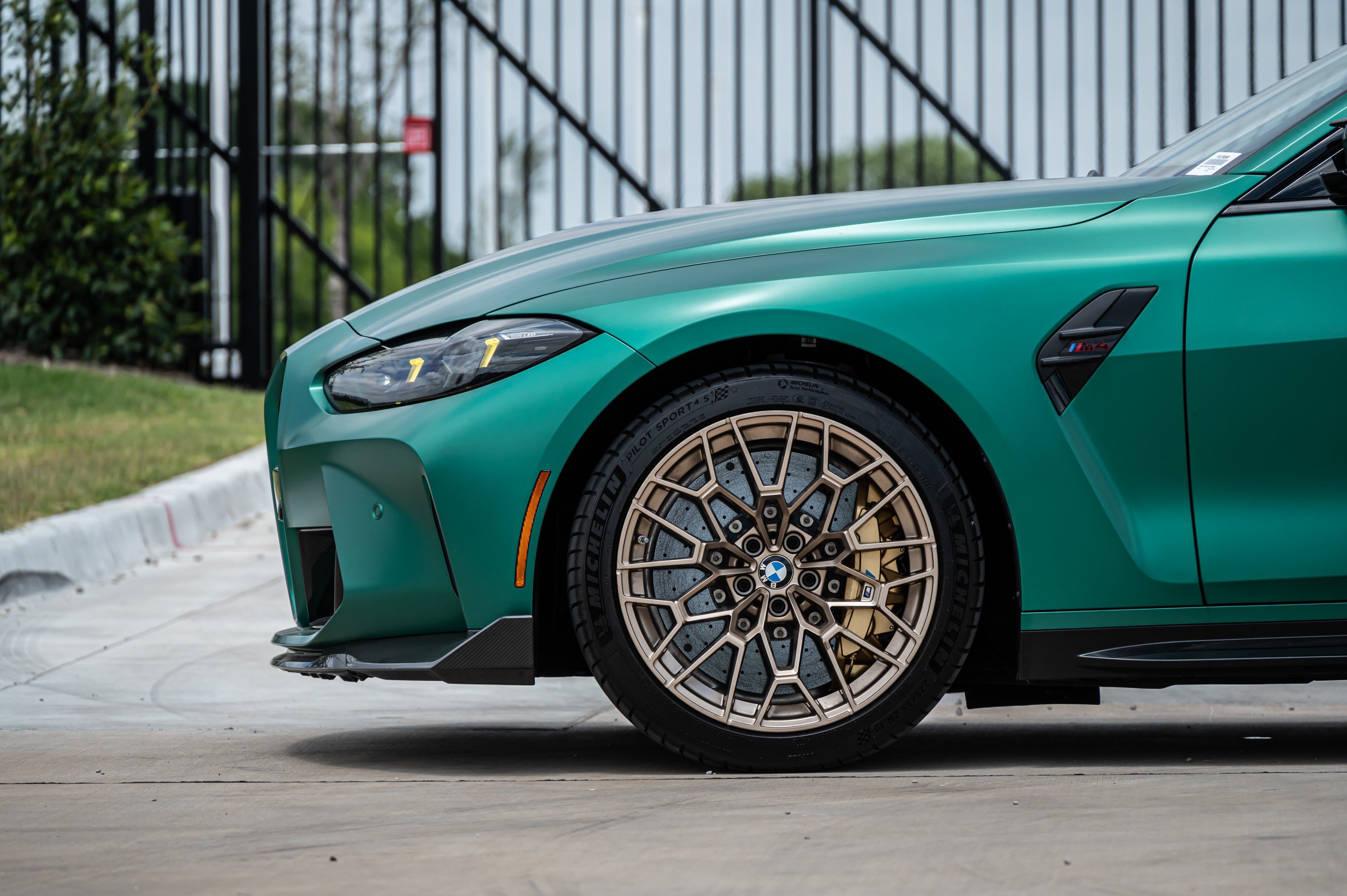 Used 2025 BMW M4 CS AWD/4WD image 47