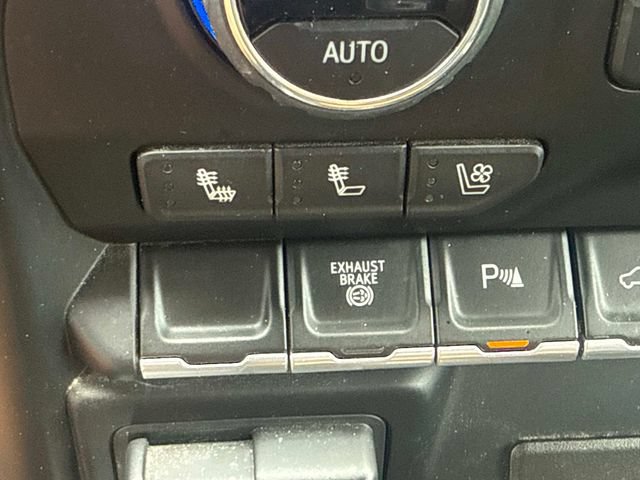 Used 2022 Chevrolet Silverado 3500 High Country AWD/4WD image 29
