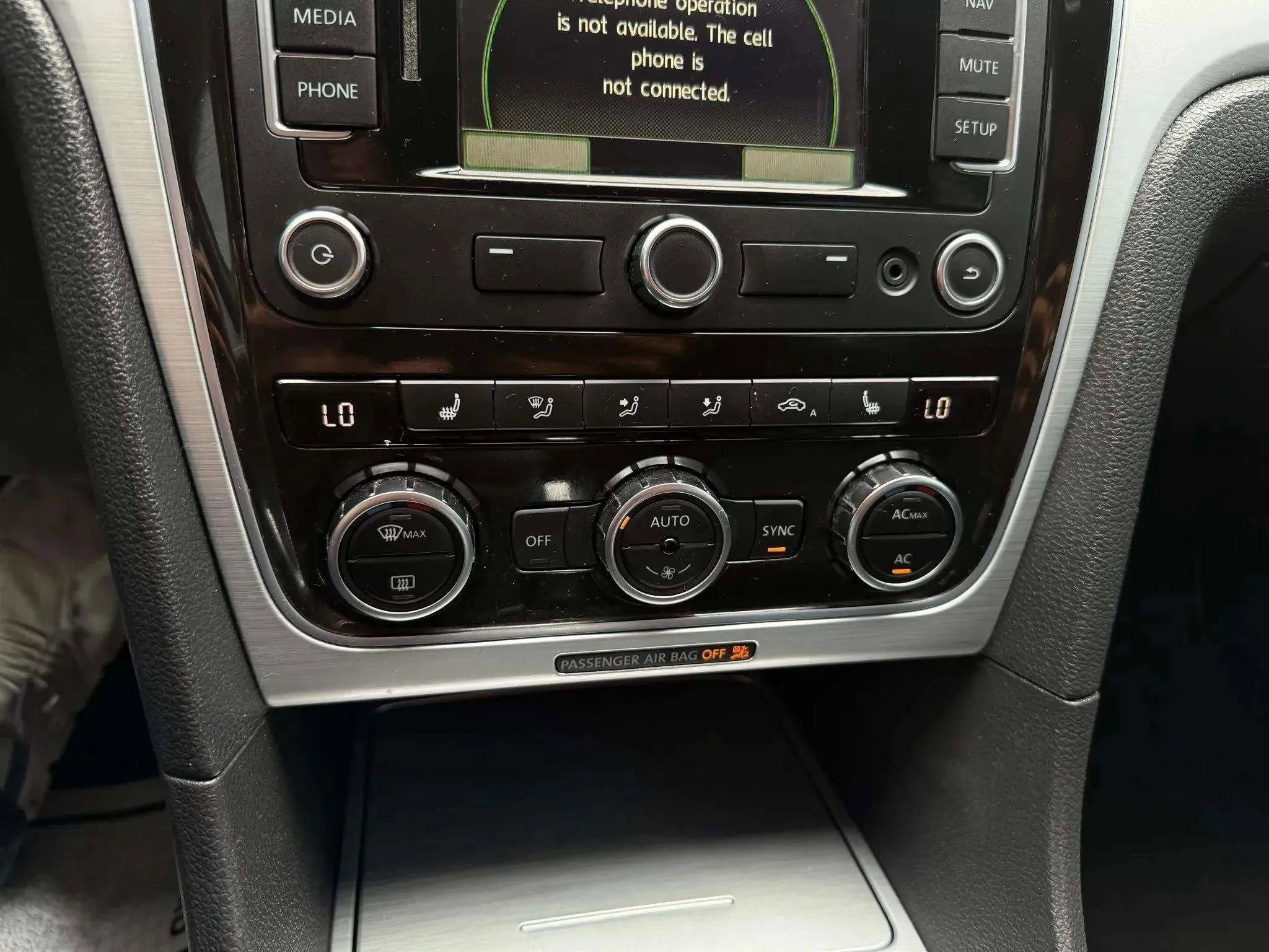 Used 2012 Volkswagen Passat TDI SE image 23
