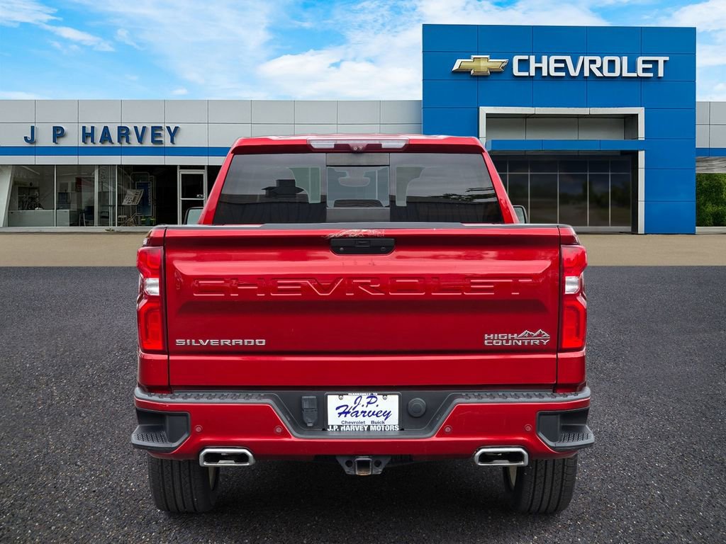 Used 2021 Chevrolet Silverado 1500 High Country w/ Technology Package AWD/4WD image 5