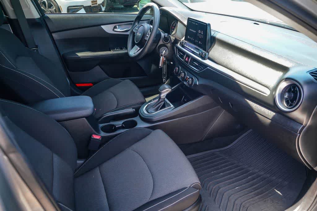 Certified 2023 Kia Forte LXS FWD image 15