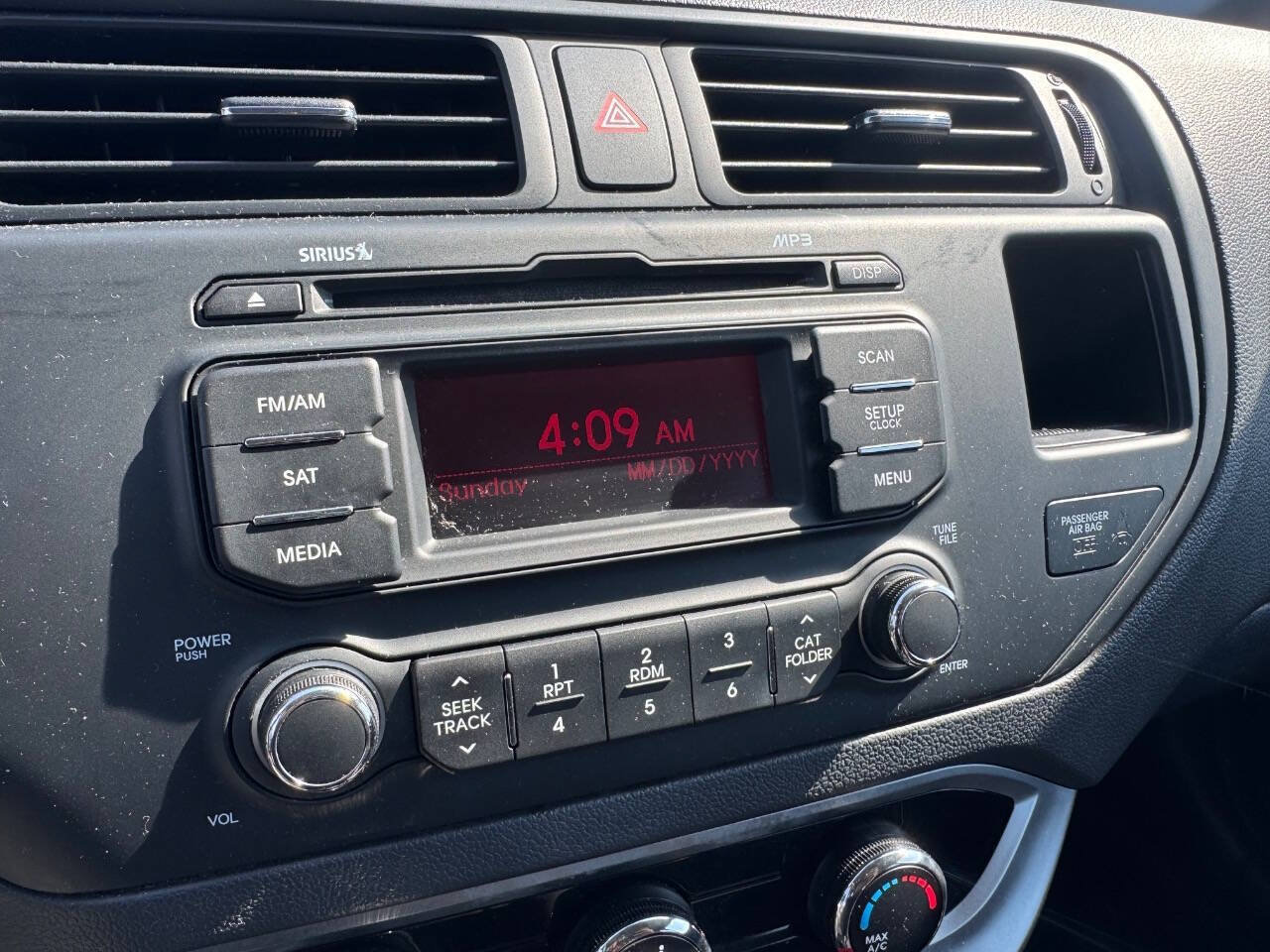 Used 2015 Kia Rio LX w/ Power Package FWD image 10