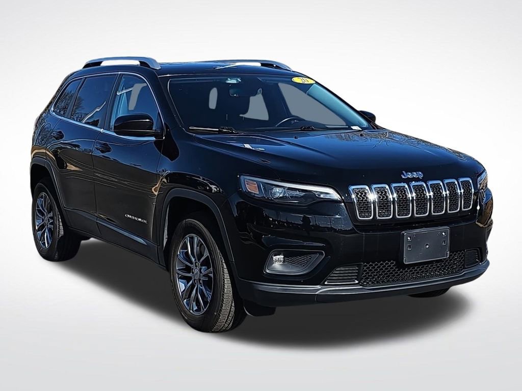 Used 2020 Jeep Cherokee Latitude Plus w/ Comfort/Convenience Group image 3