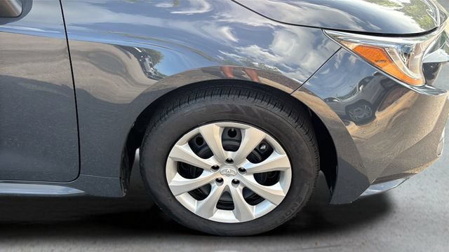Used 2024 Toyota Corolla LE FWD image 32